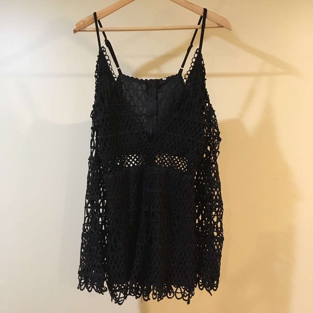 Off Shoulder Crochet Sleeve Romper - Picture 3 of 8